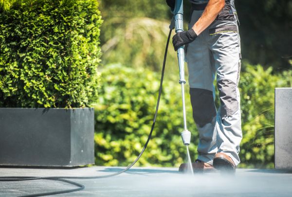 Concrete Pressure Washing in Norfolk