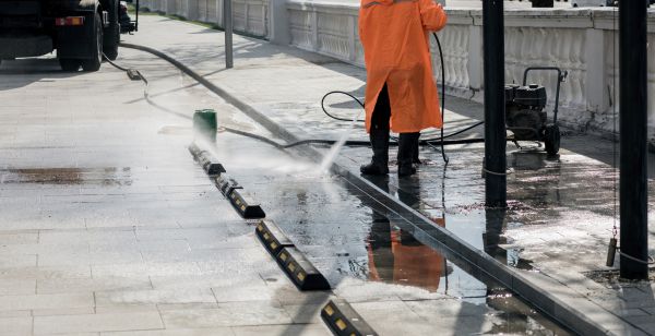 Parking Lot Pressure Washing in Norfolk
