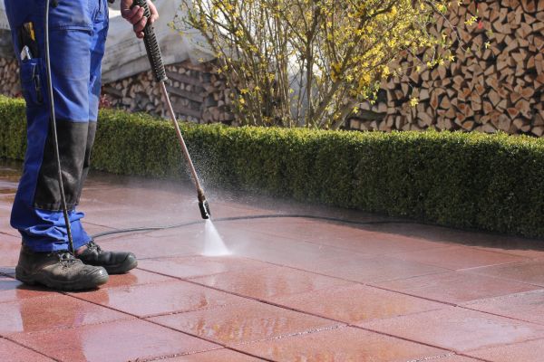 Driveway Pavers Cleaning in Norfolk