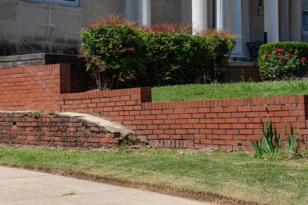Retaining Wall Cleaning in Norfolk