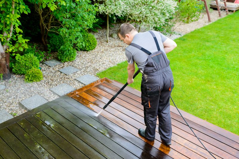 Deck Cleaning with Power Washers
